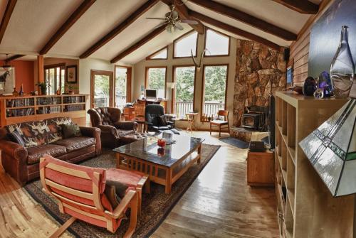 7 Springs Chalet